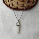 Çivi Kesim Beyaz Kristal Kuvars Taşı Kolye